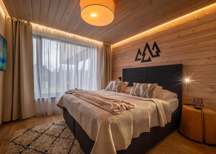 Stroemy Demaenovska Dolina *